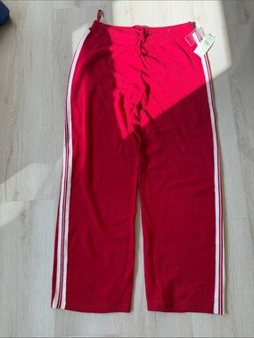 Lord & Taylor Cashmere Red Sweatpants with White Side Stripes